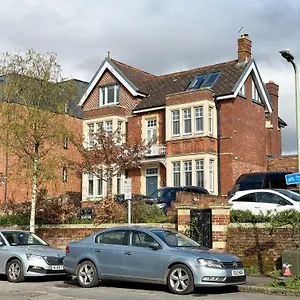 4 Spicer Road Exeter